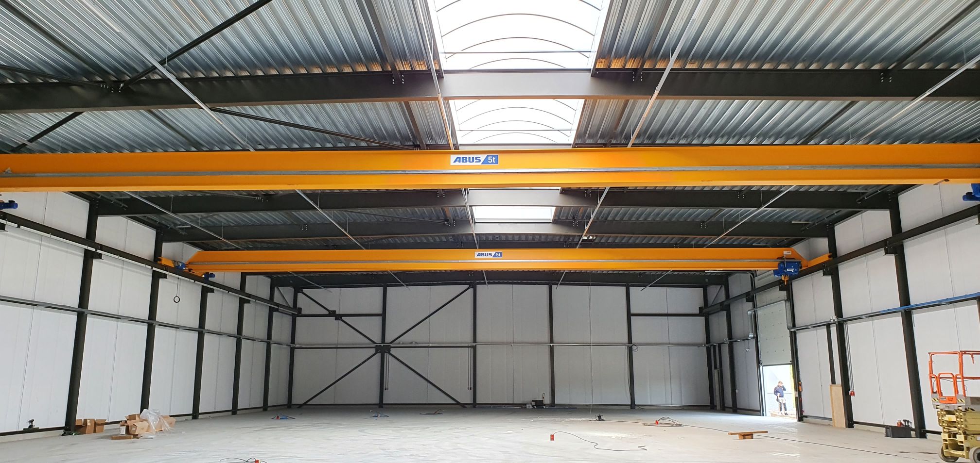 2 x 5 tons kraan Abus
